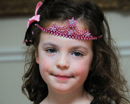 sparkle2.jpg.... Ella-Rose Turns 4