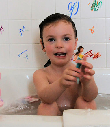 bath.jpg.... Ella-Rose Turns 4