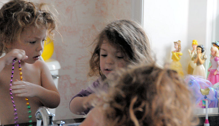 mirror4.jpg.... Ella-Rose Turns 4