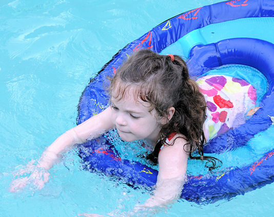 poolfloat.jpg.... Ella-Rose Turns 4